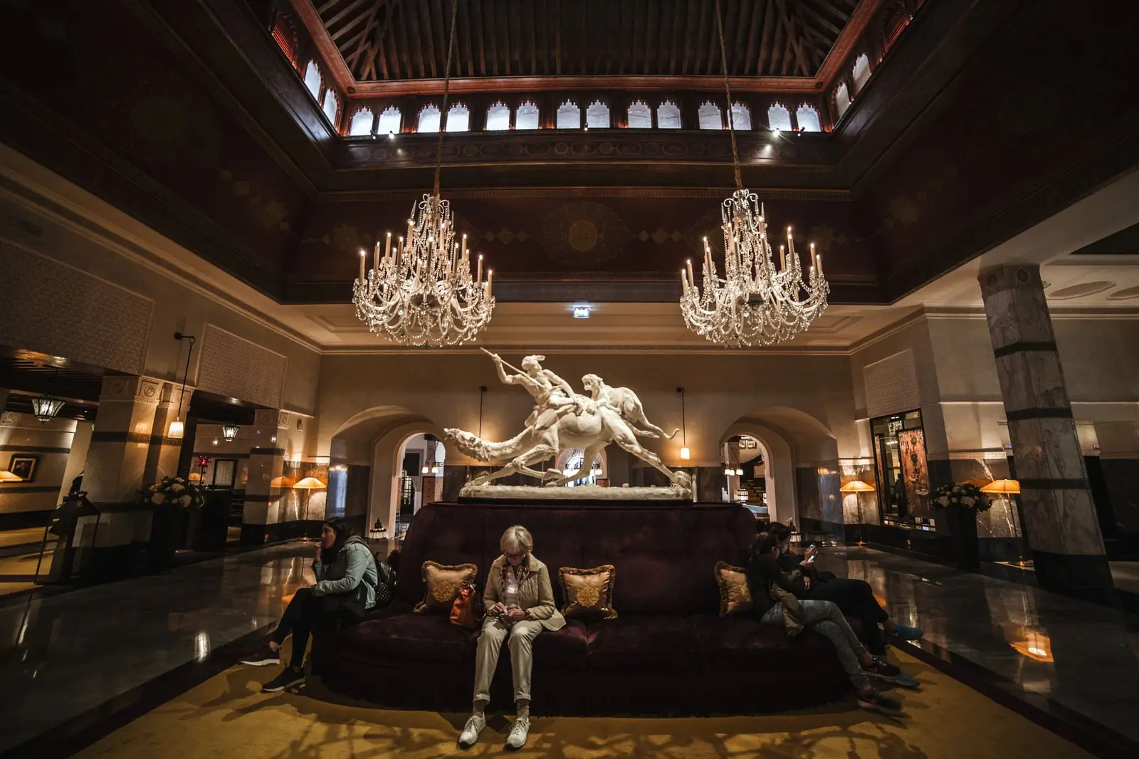 VeloviroyalHotel interior